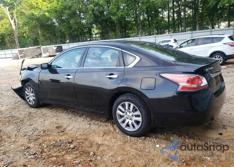 2015 Nissan Altima 2.5 из США, поврежденный, VIN 1N4AL3AP4FC188026